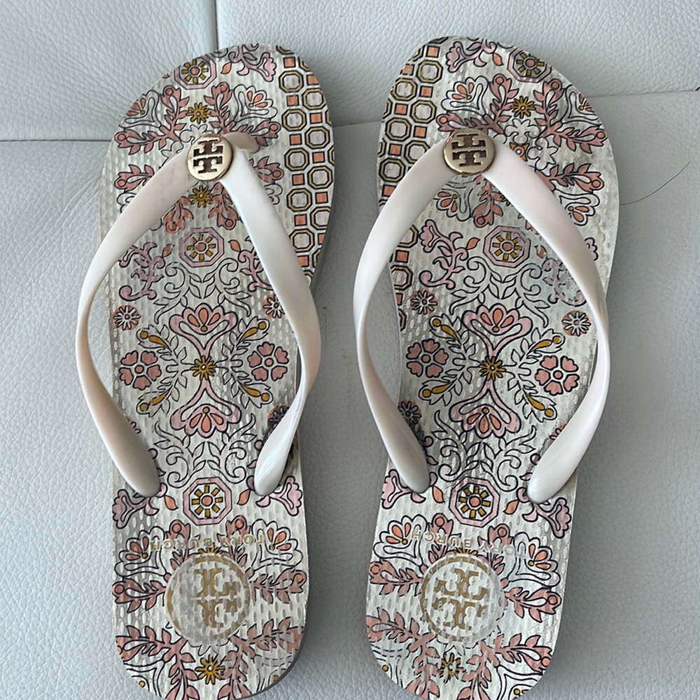 Tory Burch Flip Flips